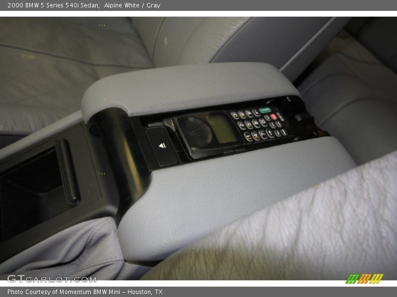 Alpine White / Gray 2000 BMW 5 Series 540i Sedan