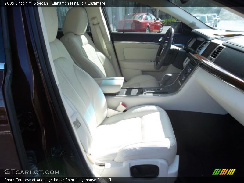 Cinnamon Metallic / Cashmere 2009 Lincoln MKS Sedan