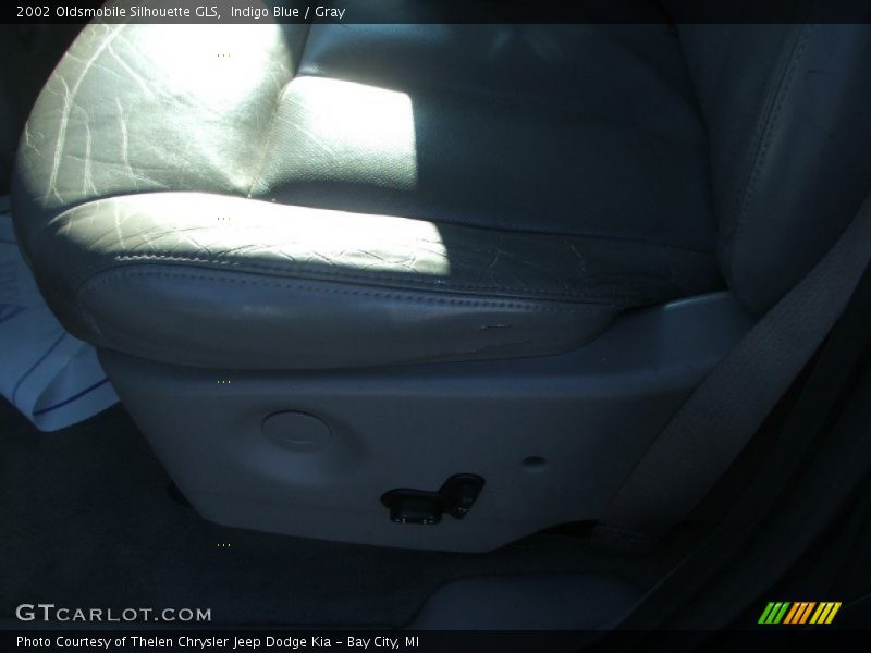 Indigo Blue / Gray 2002 Oldsmobile Silhouette GLS