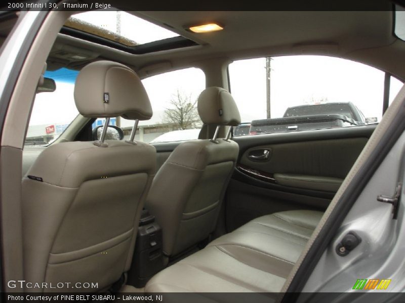 Titanium / Beige 2000 Infiniti I 30