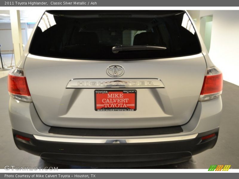 Classic Silver Metallic / Ash 2011 Toyota Highlander