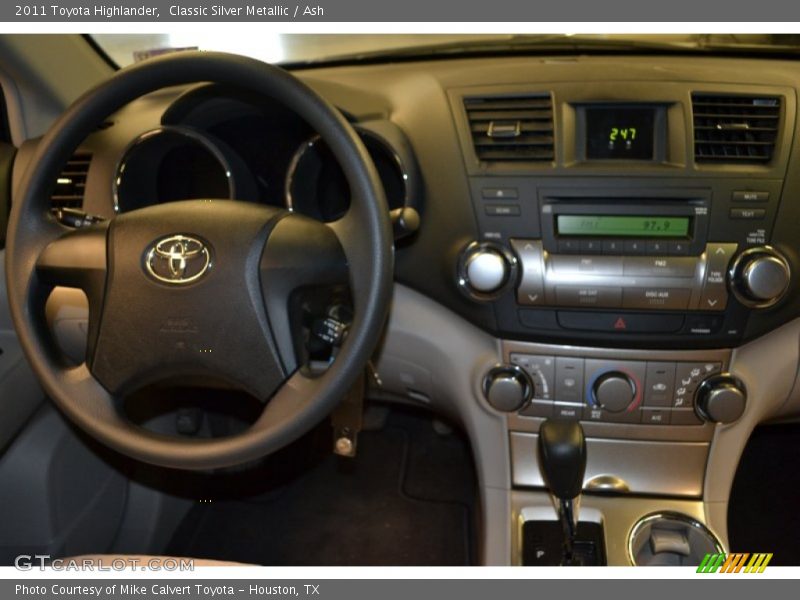 Classic Silver Metallic / Ash 2011 Toyota Highlander