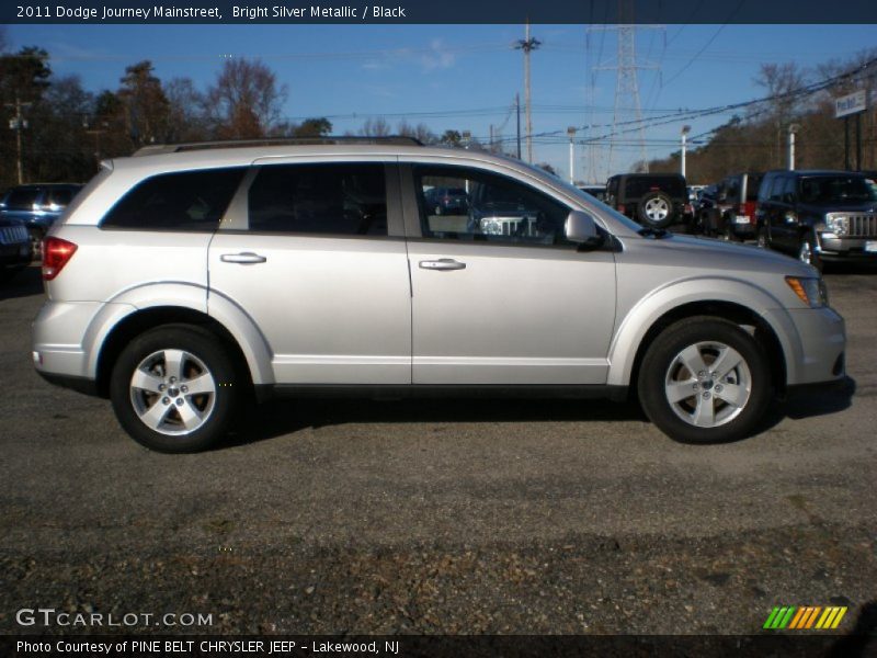 Bright Silver Metallic / Black 2011 Dodge Journey Mainstreet
