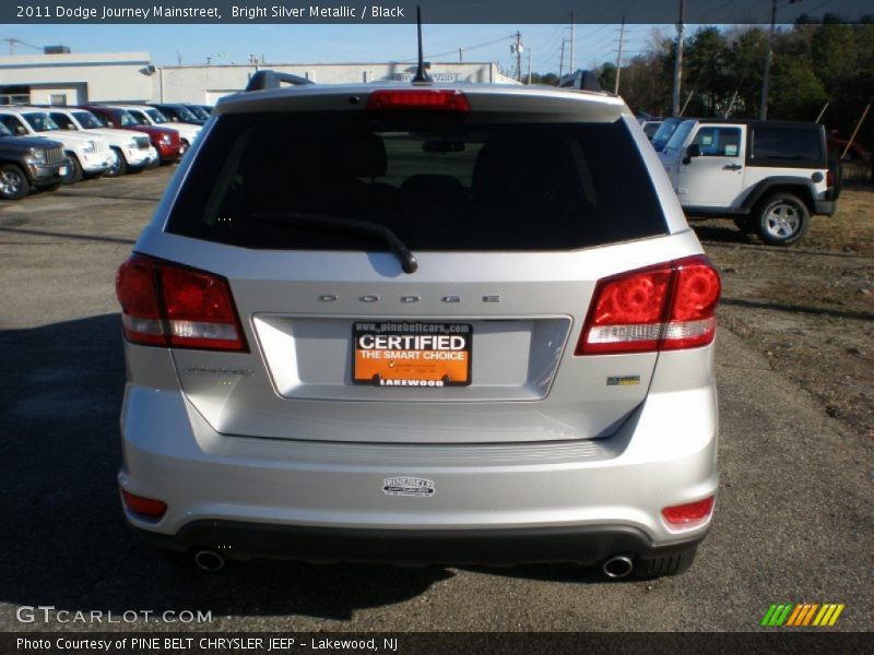 Bright Silver Metallic / Black 2011 Dodge Journey Mainstreet