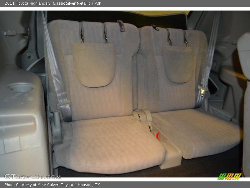 Classic Silver Metallic / Ash 2011 Toyota Highlander