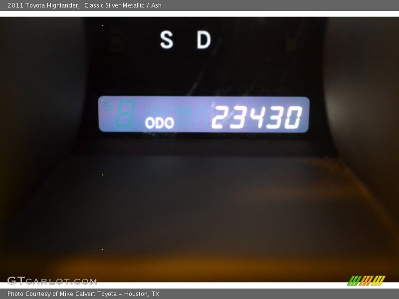 Classic Silver Metallic / Ash 2011 Toyota Highlander