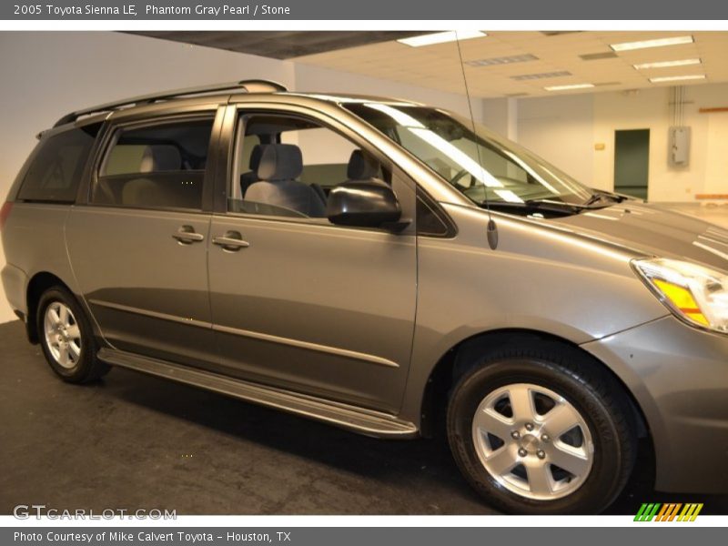 Phantom Gray Pearl / Stone 2005 Toyota Sienna LE