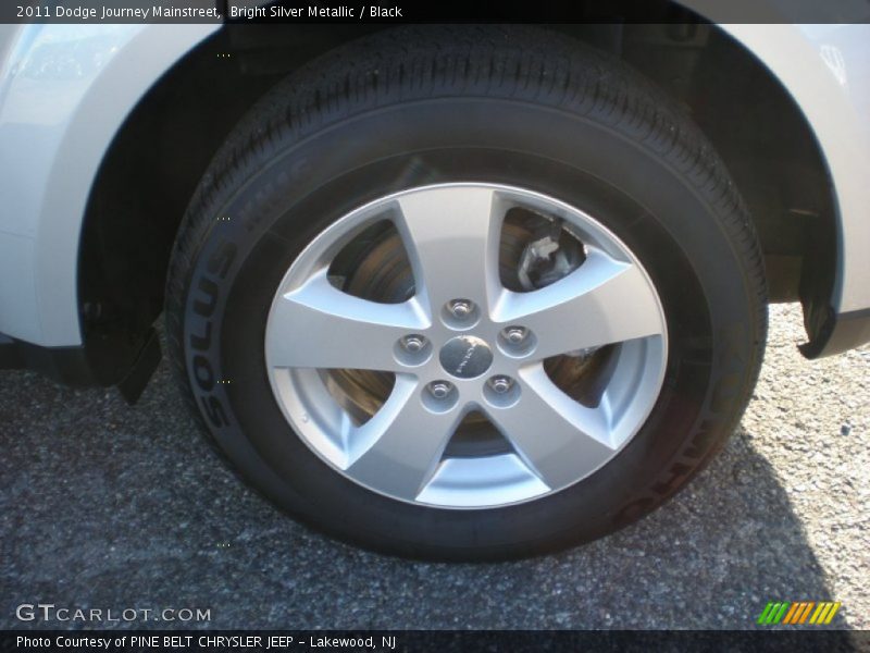 Bright Silver Metallic / Black 2011 Dodge Journey Mainstreet