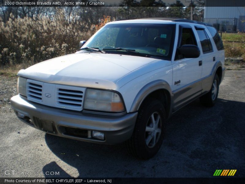 Arctic White / Graphite 2000 Oldsmobile Bravada AWD