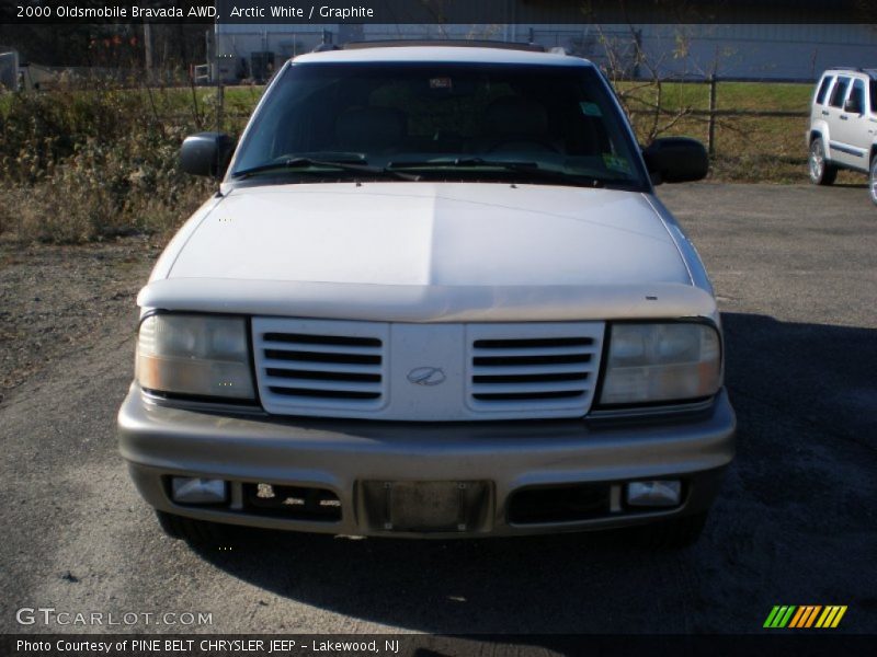 Arctic White / Graphite 2000 Oldsmobile Bravada AWD