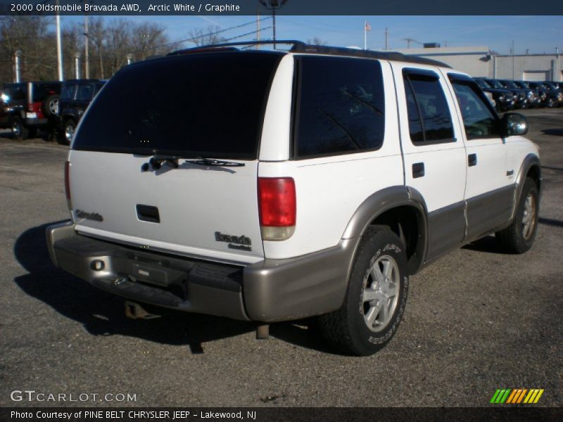 Arctic White / Graphite 2000 Oldsmobile Bravada AWD