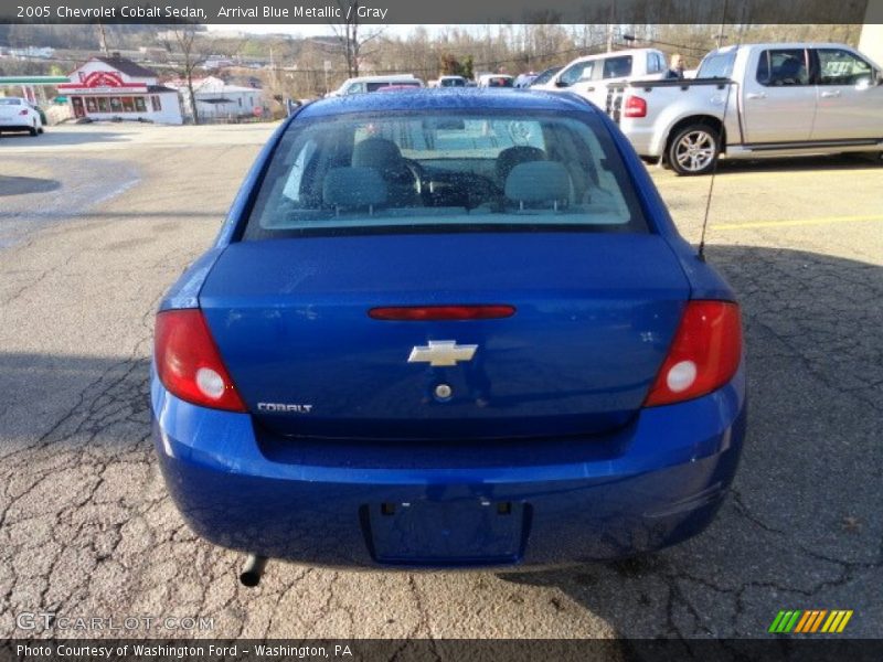Arrival Blue Metallic / Gray 2005 Chevrolet Cobalt Sedan