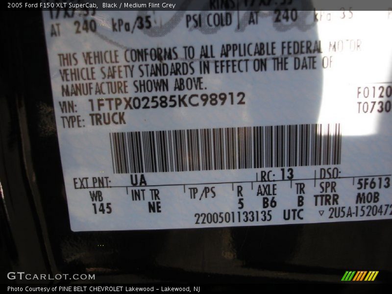 2005 F150 XLT SuperCab Black Color Code UA