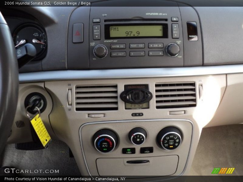 Golden Beige / Beige 2006 Hyundai Sonata GLS