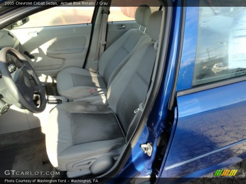 Arrival Blue Metallic / Gray 2005 Chevrolet Cobalt Sedan