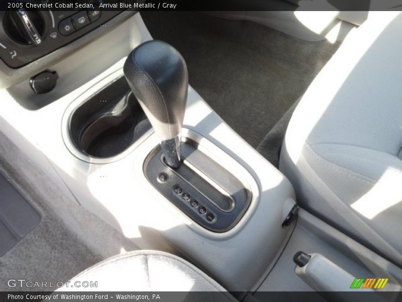 Arrival Blue Metallic / Gray 2005 Chevrolet Cobalt Sedan