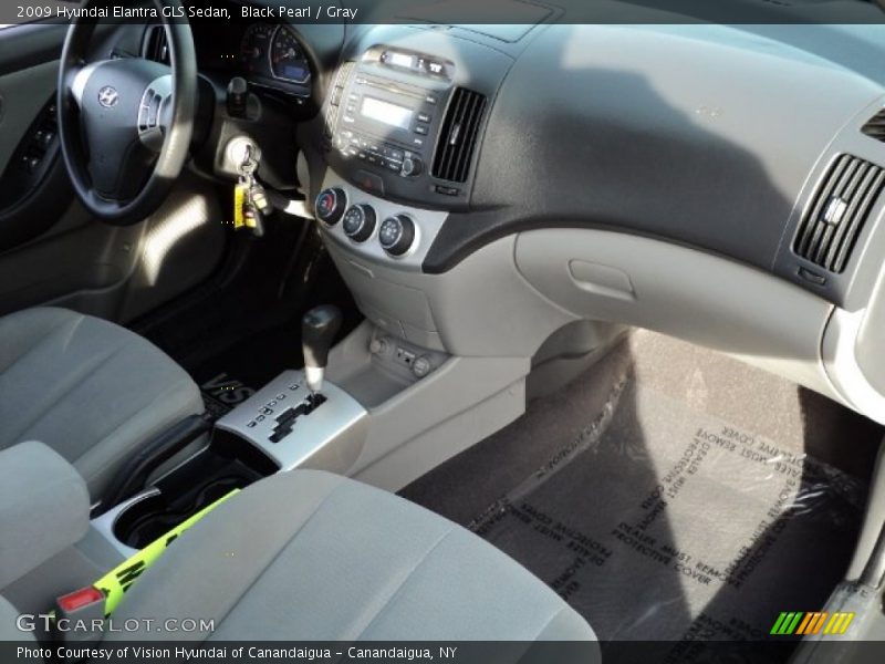 Black Pearl / Gray 2009 Hyundai Elantra GLS Sedan