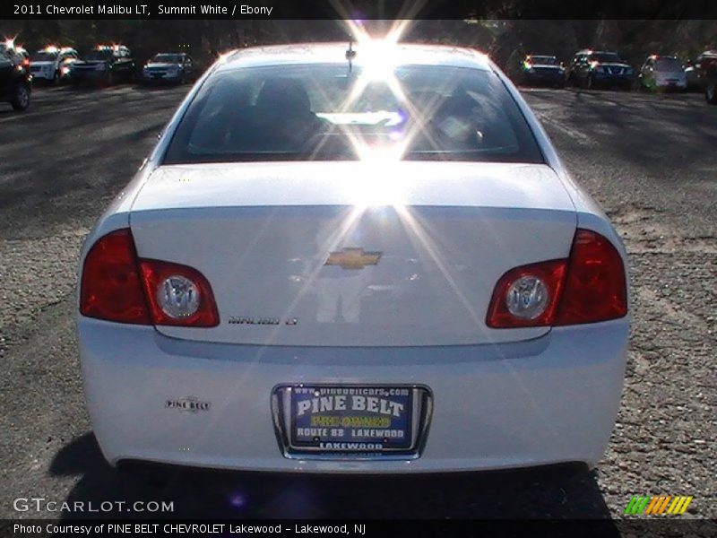 Summit White / Ebony 2011 Chevrolet Malibu LT