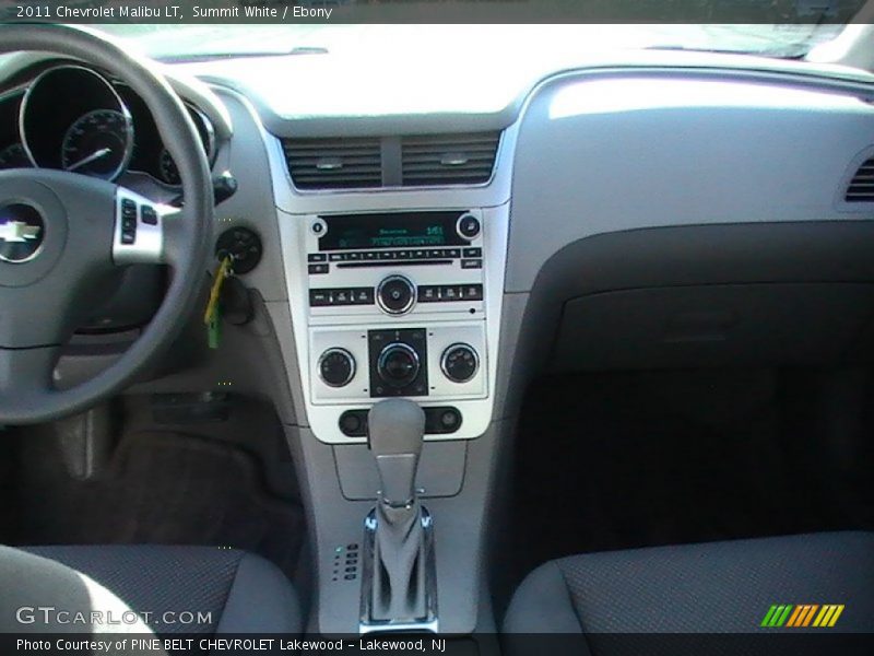 Summit White / Ebony 2011 Chevrolet Malibu LT