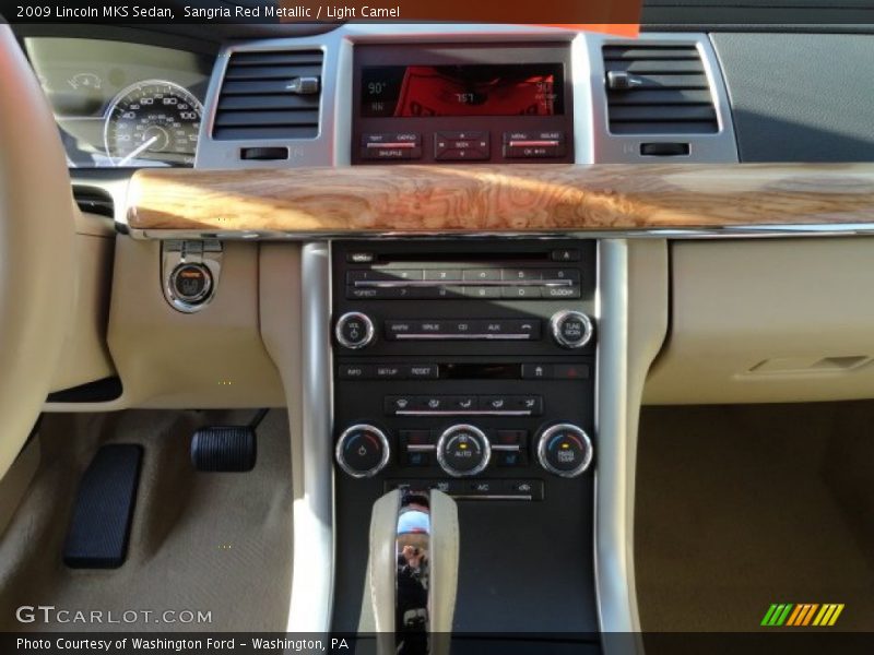Sangria Red Metallic / Light Camel 2009 Lincoln MKS Sedan