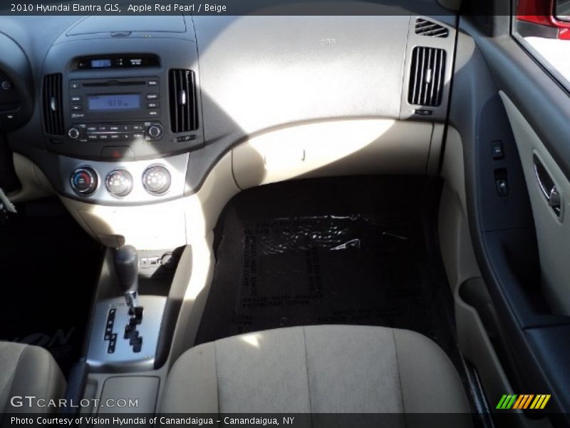 Apple Red Pearl / Beige 2010 Hyundai Elantra GLS