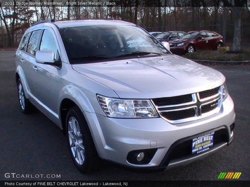 Bright Silver Metallic / Black 2011 Dodge Journey Mainstreet