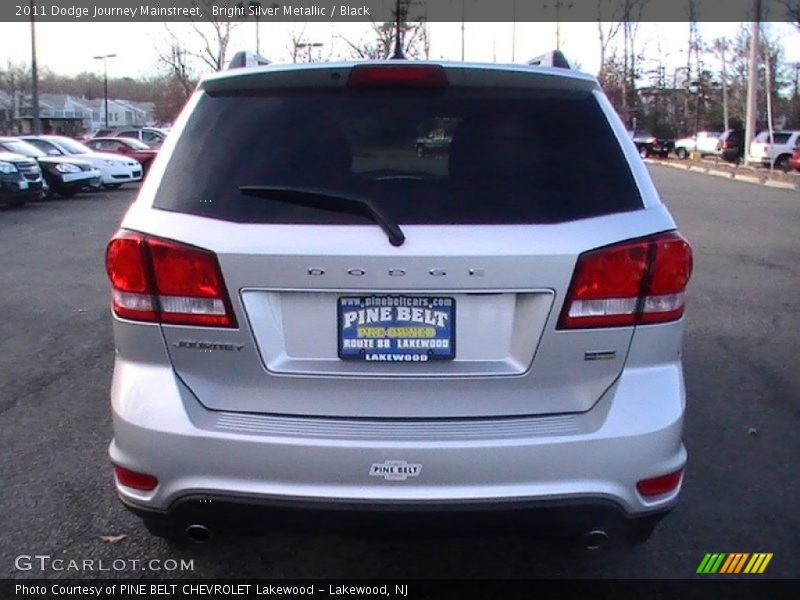 Bright Silver Metallic / Black 2011 Dodge Journey Mainstreet