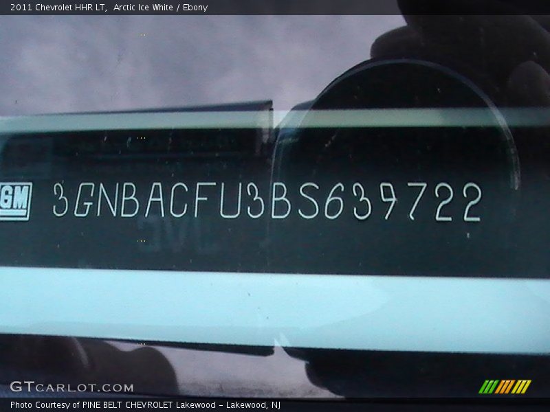 Arctic Ice White / Ebony 2011 Chevrolet HHR LT