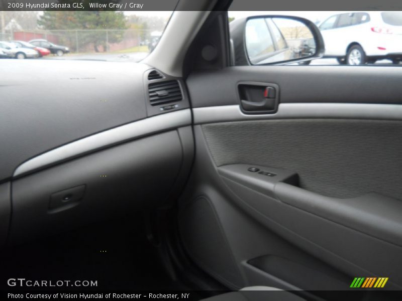 Willow Gray / Gray 2009 Hyundai Sonata GLS