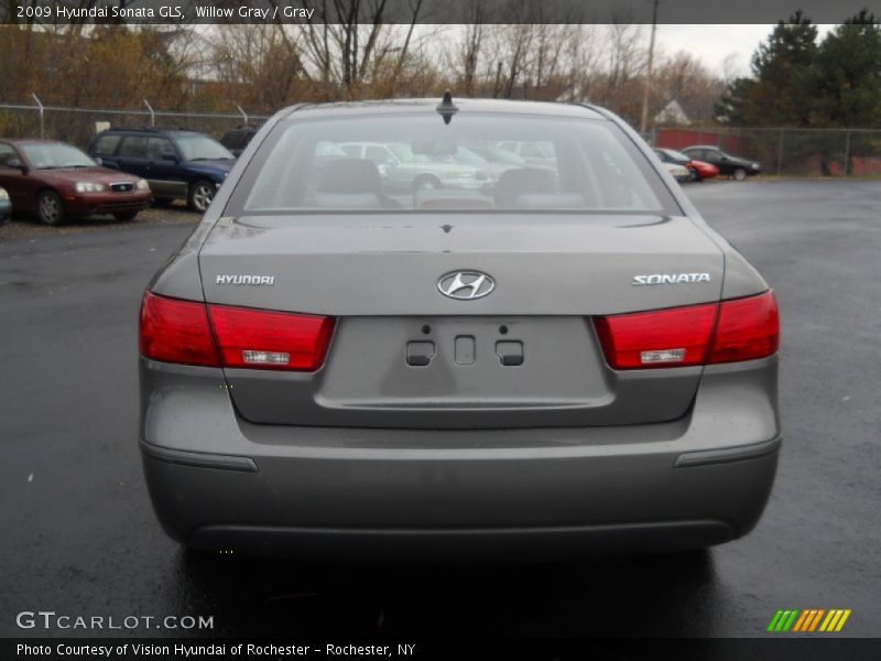Willow Gray / Gray 2009 Hyundai Sonata GLS