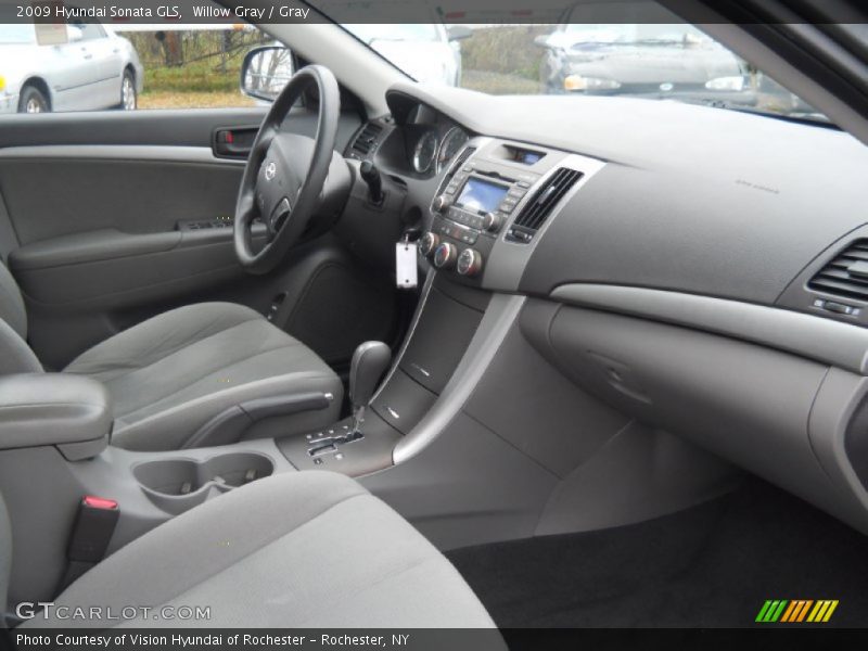 Willow Gray / Gray 2009 Hyundai Sonata GLS