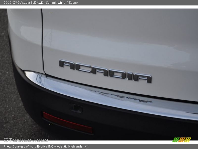 Summit White / Ebony 2010 GMC Acadia SLE AWD