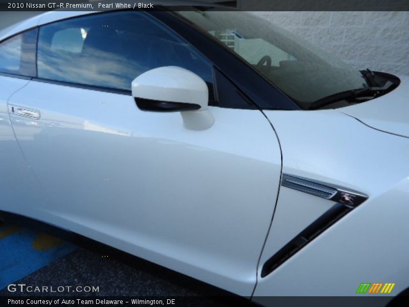 Pearl White / Black 2010 Nissan GT-R Premium