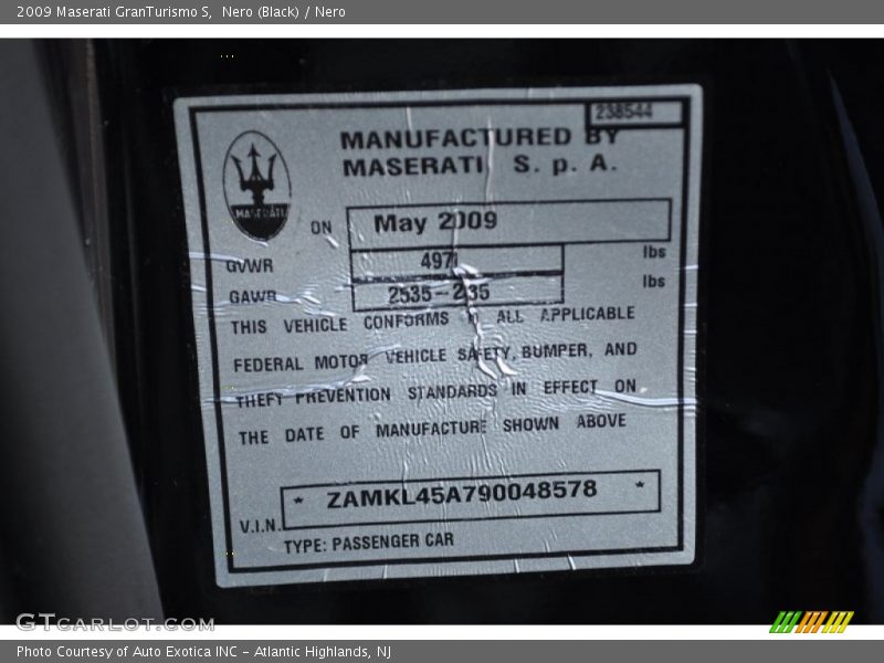 Nero (Black) / Nero 2009 Maserati GranTurismo S