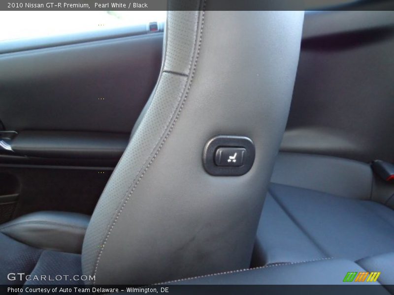 Pearl White / Black 2010 Nissan GT-R Premium