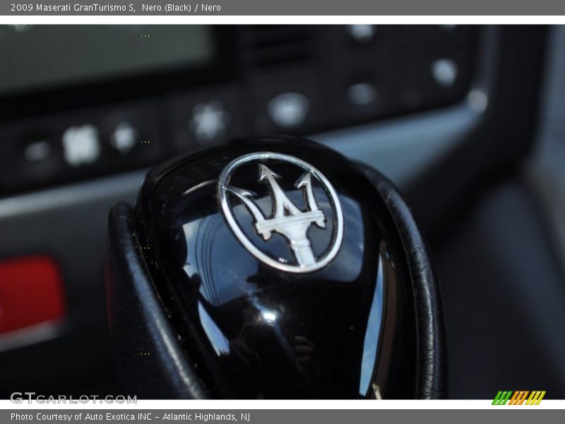 Nero (Black) / Nero 2009 Maserati GranTurismo S