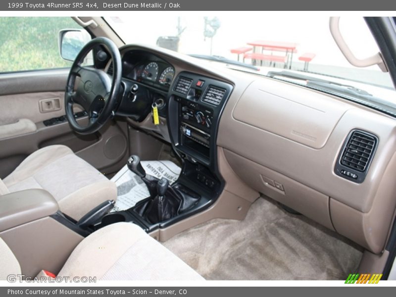 Desert Dune Metallic / Oak 1999 Toyota 4Runner SR5 4x4