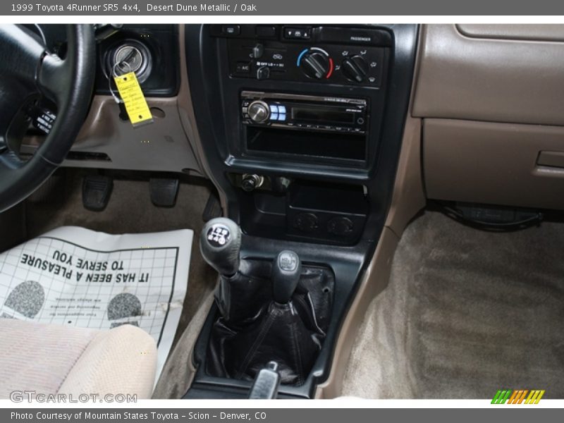 Desert Dune Metallic / Oak 1999 Toyota 4Runner SR5 4x4