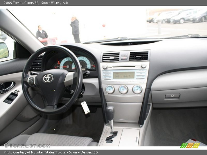 Super White / Ash 2009 Toyota Camry SE