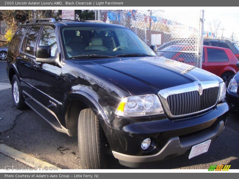 Black Clearcoat / Light Parchment 2003 Lincoln Aviator Luxury AWD