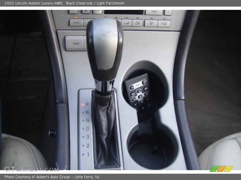 Black Clearcoat / Light Parchment 2003 Lincoln Aviator Luxury AWD