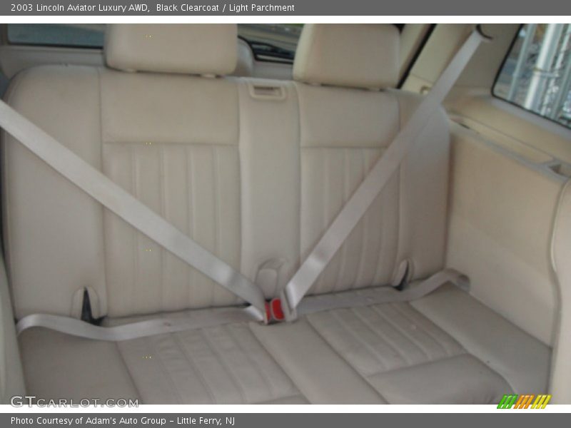 Black Clearcoat / Light Parchment 2003 Lincoln Aviator Luxury AWD