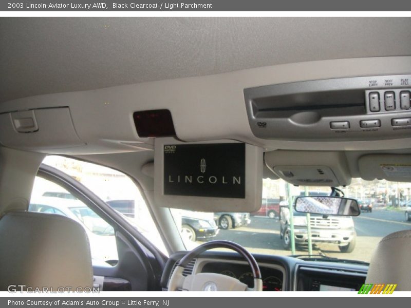 Black Clearcoat / Light Parchment 2003 Lincoln Aviator Luxury AWD
