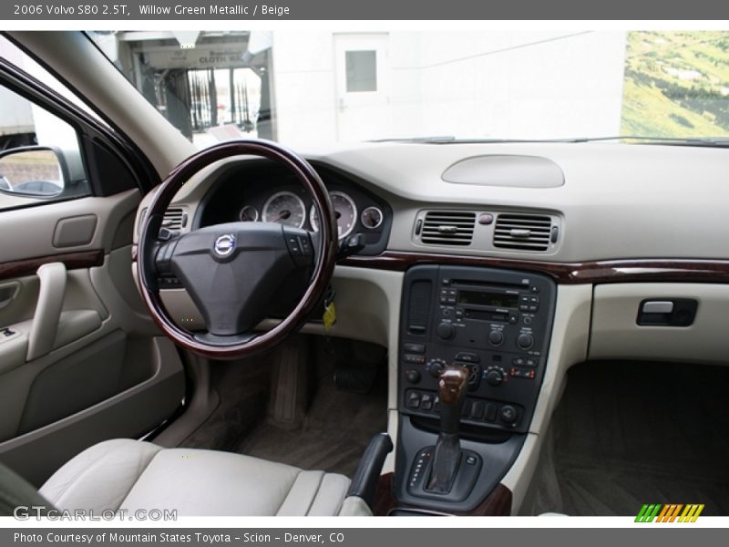 Willow Green Metallic / Beige 2006 Volvo S80 2.5T