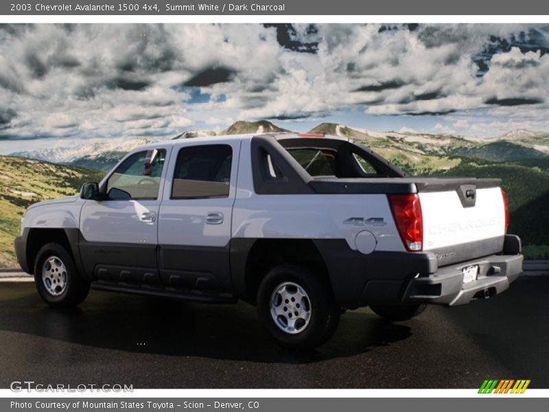 Summit White / Dark Charcoal 2003 Chevrolet Avalanche 1500 4x4