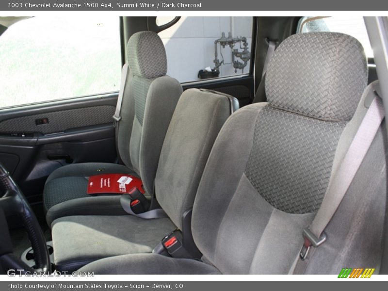 Summit White / Dark Charcoal 2003 Chevrolet Avalanche 1500 4x4