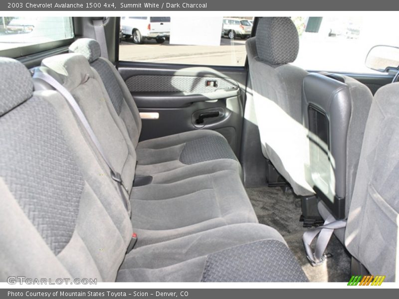 Summit White / Dark Charcoal 2003 Chevrolet Avalanche 1500 4x4