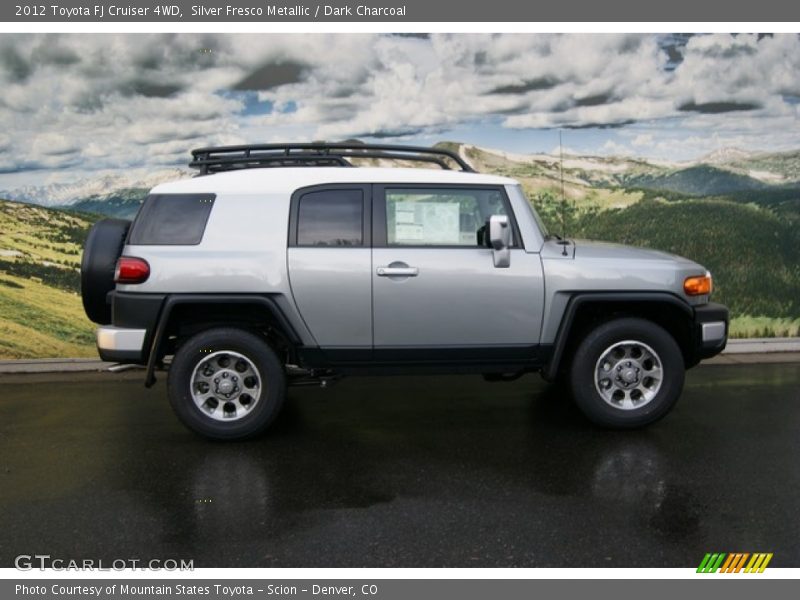 Silver Fresco Metallic / Dark Charcoal 2012 Toyota FJ Cruiser 4WD