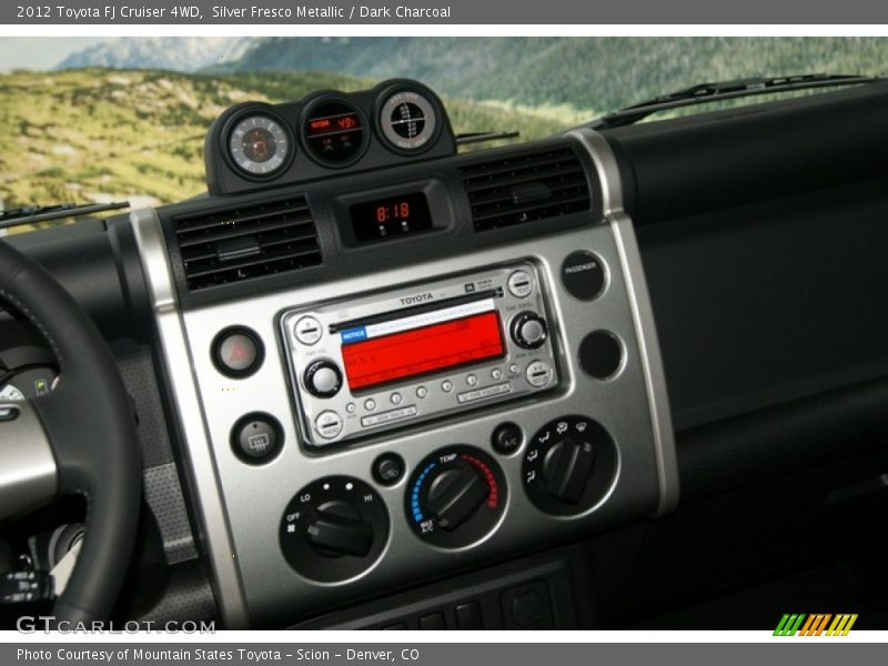 Silver Fresco Metallic / Dark Charcoal 2012 Toyota FJ Cruiser 4WD