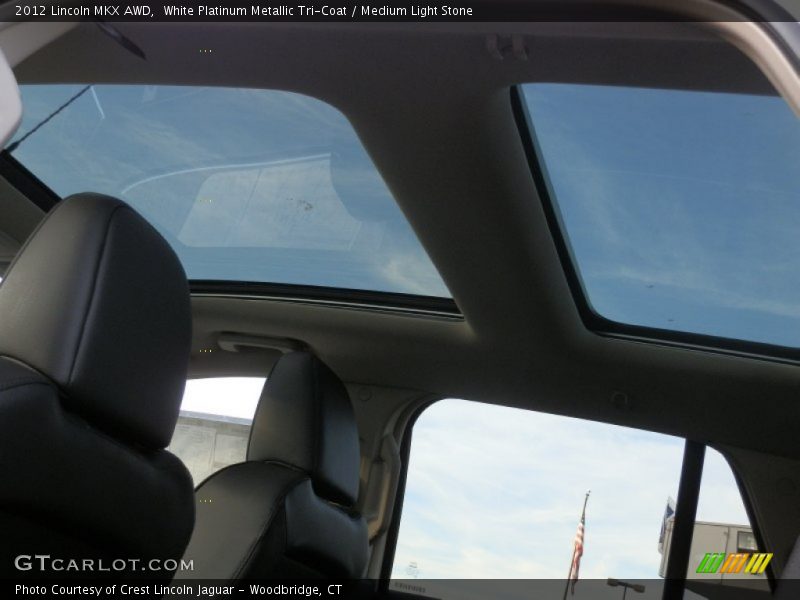White Platinum Metallic Tri-Coat / Medium Light Stone 2012 Lincoln MKX AWD